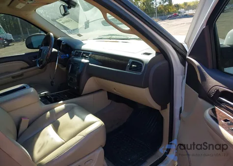 2009 GMC Yukon Denali from USA, damaged, VIN 1GKFK03229R127637